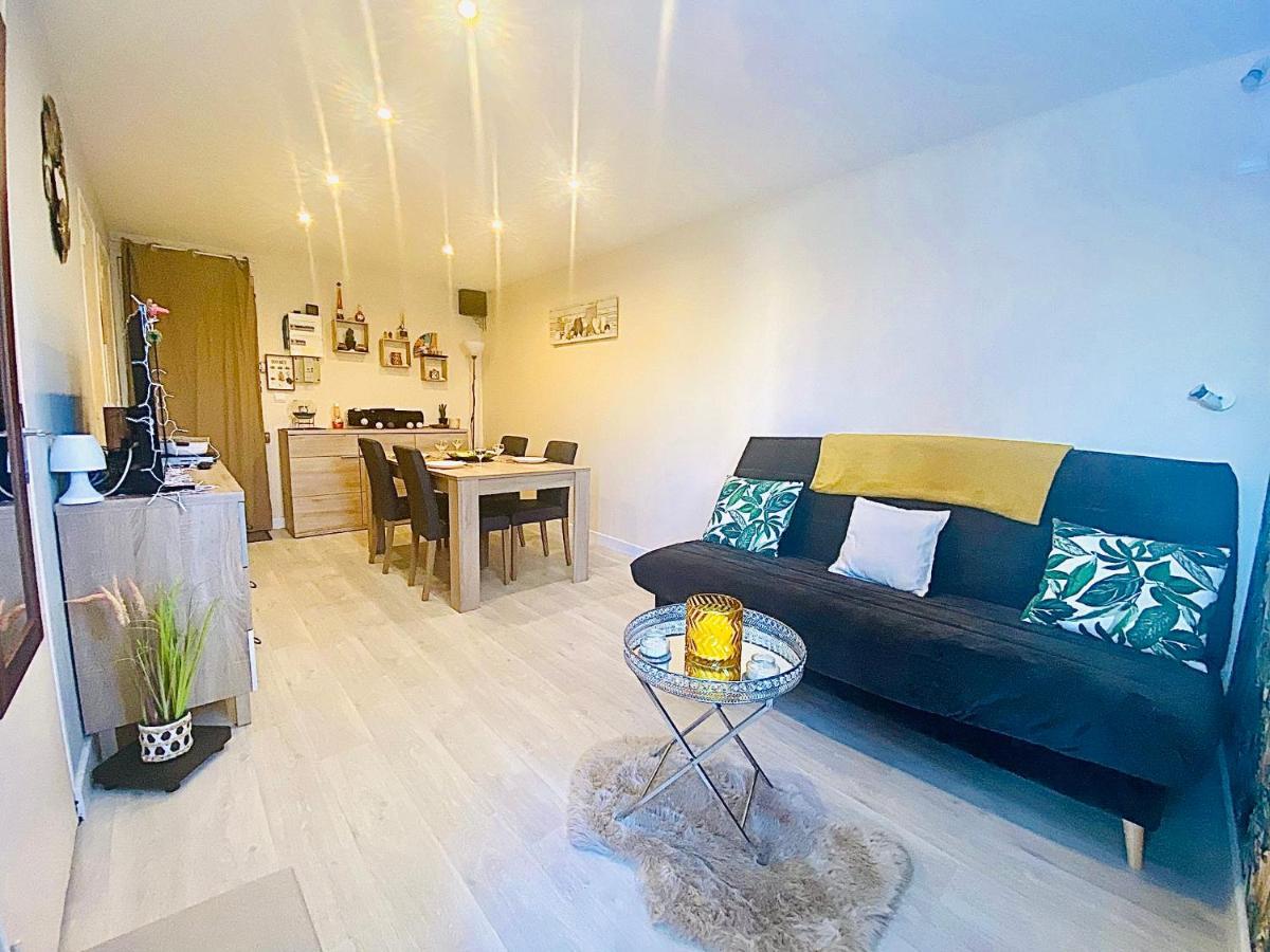 Appartement Proche Mer Avec Piscine Et Parking Fleury  Εξωτερικό φωτογραφία