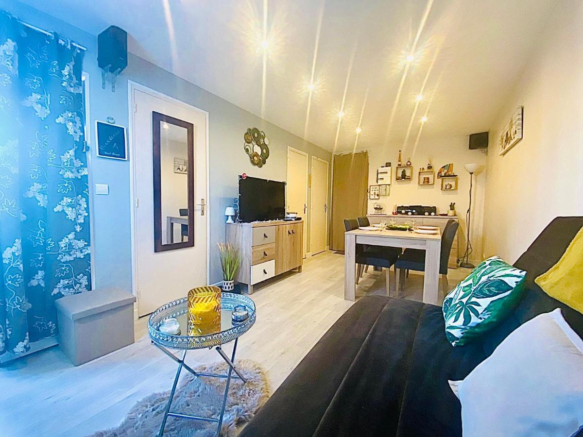 Appartement Proche Mer Avec Piscine Et Parking Fleury  Εξωτερικό φωτογραφία
